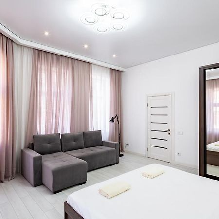 Romari Апартаменти Куліша 41 Liov Exterior foto